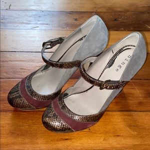 Platform suede snakeskin maryjane pumps